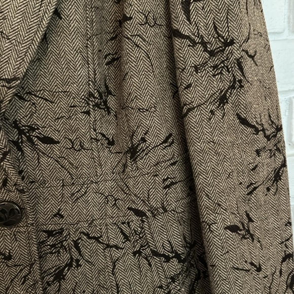 Women’s Coldwater Creek Brown Patterned Riding Jacket. Size 12 - Picture 2 of 7